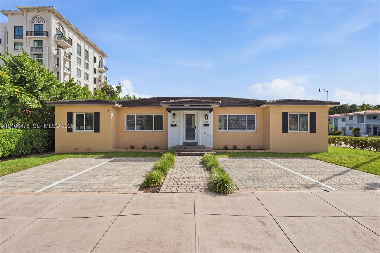   /  2659 sq. ft. $ 2026-10-22 0 foto