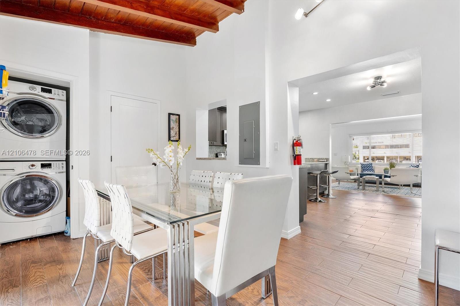   /  2659 sq. ft. $ 2026-10-22 0 foto