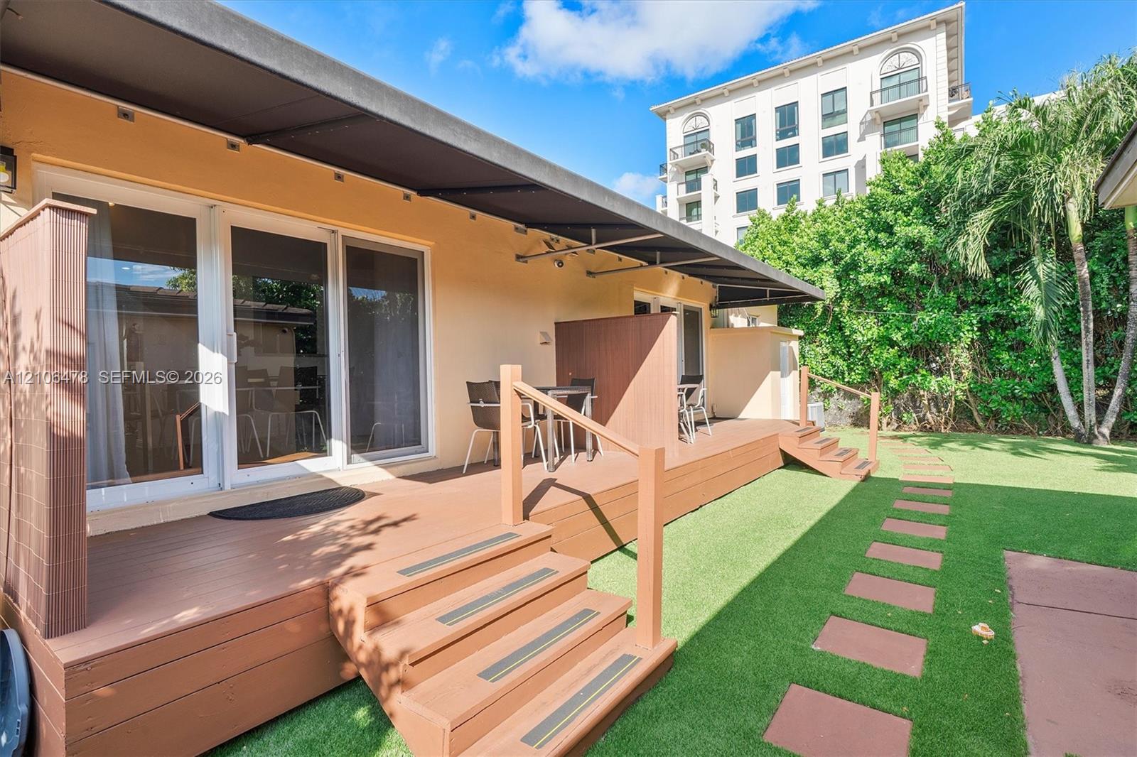   /  2659 sq. ft. $ 2026-10-22 0 foto