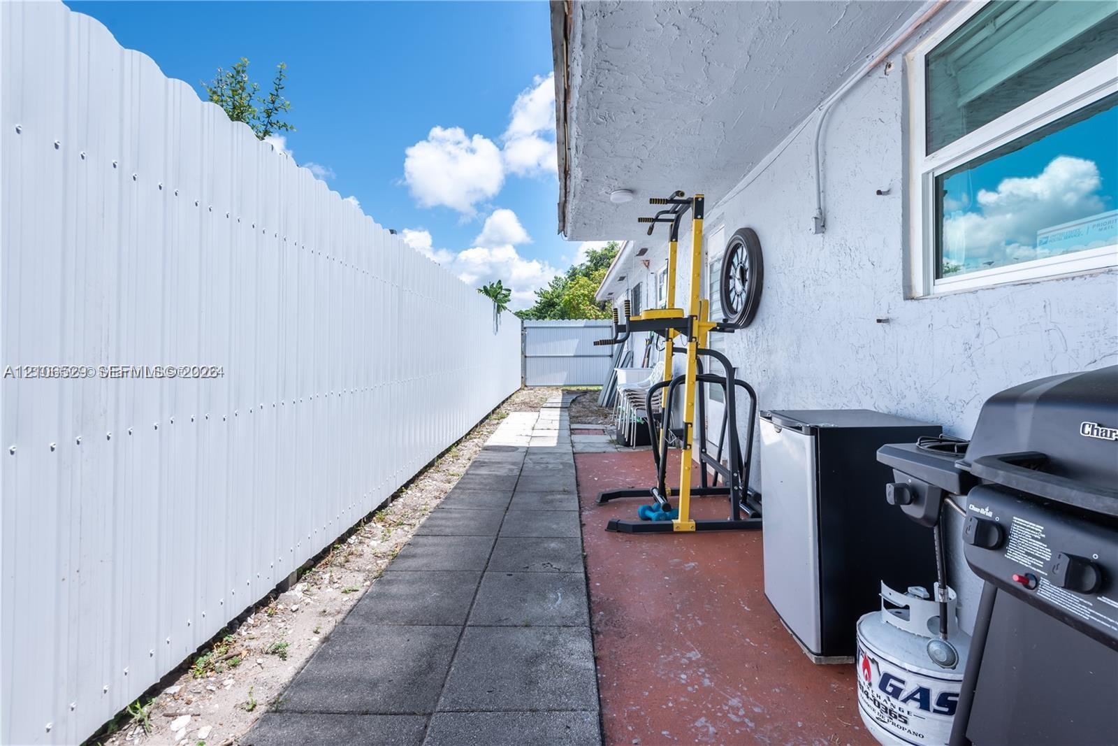   /  2079 sq. ft. $ 2026-10-14 0 foto