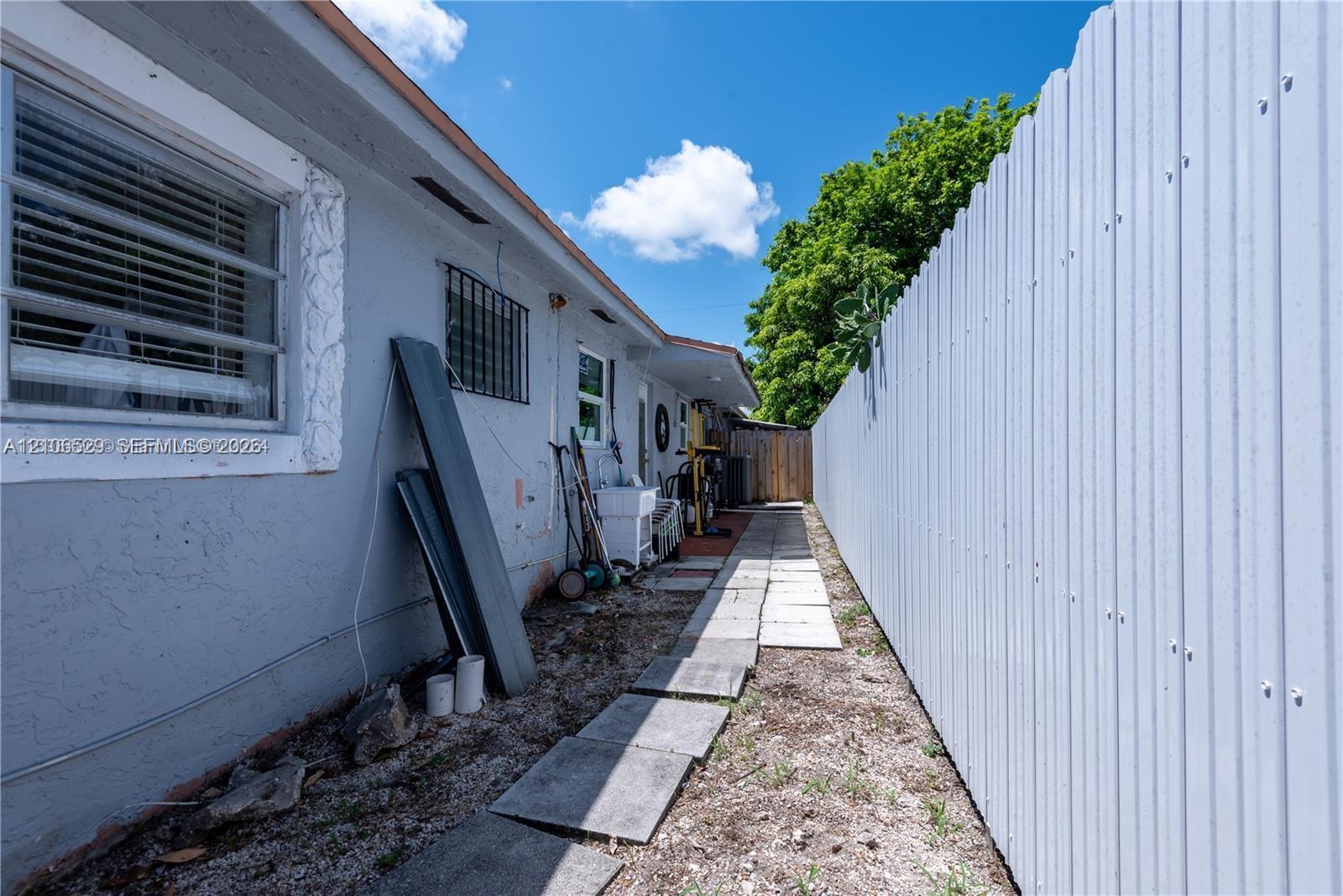   /  2079 sq. ft. $ 2026-10-14 0 foto