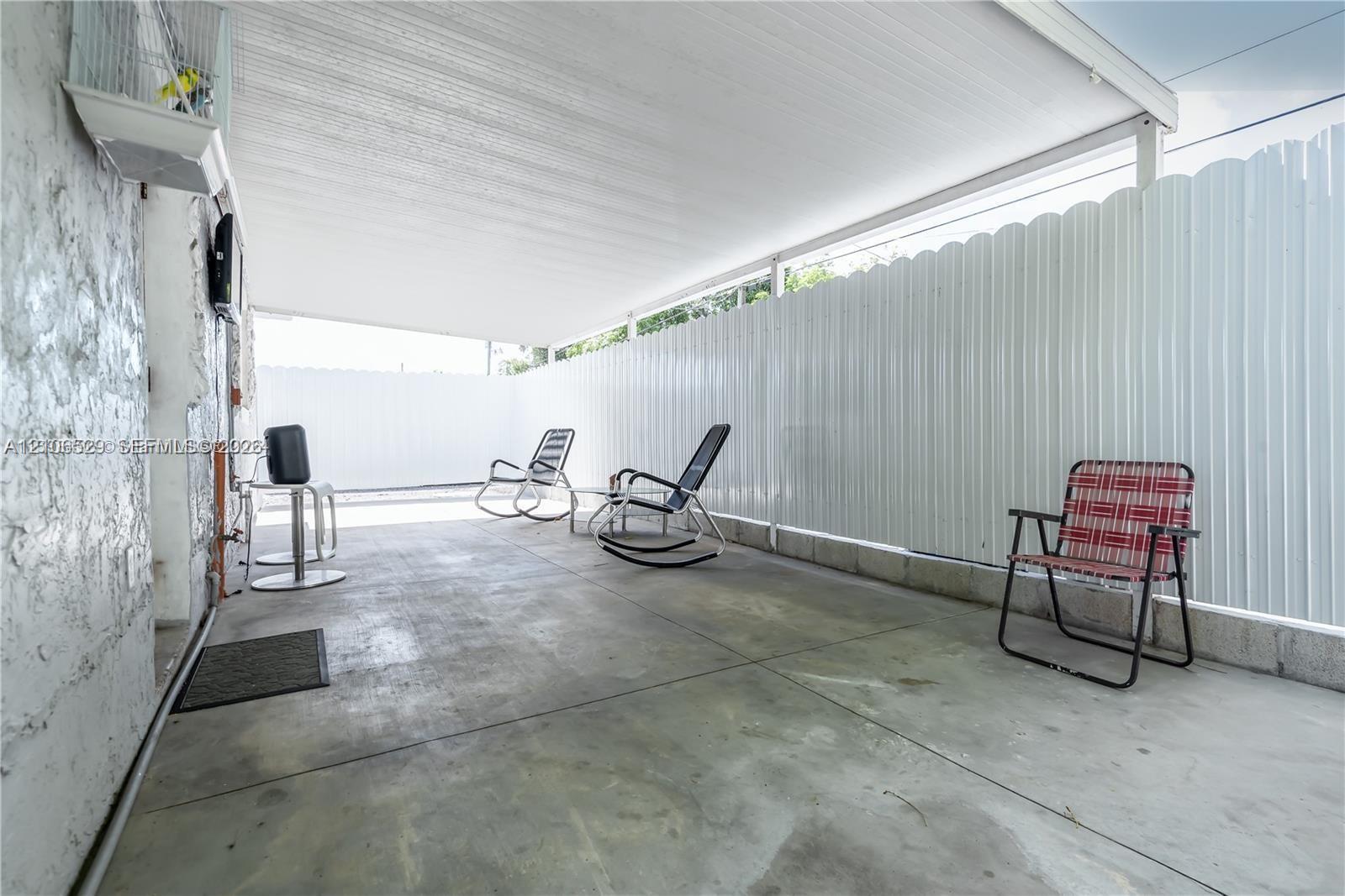   /  2079 sq. ft. $ 2026-10-14 0 foto