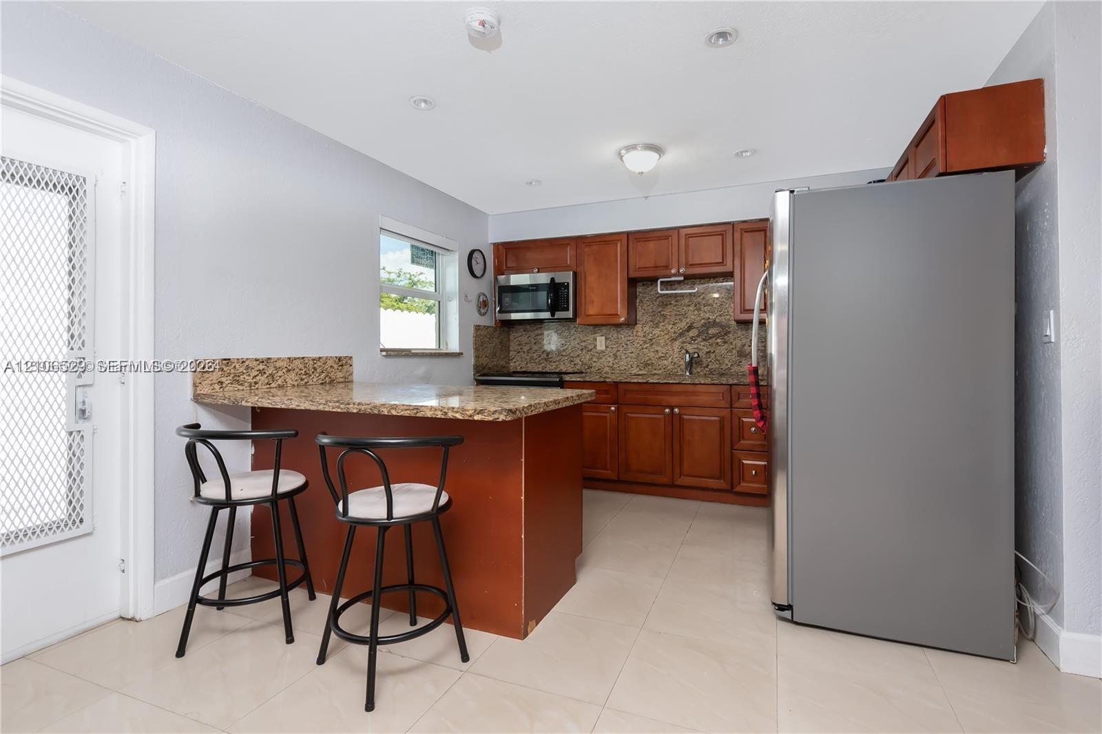  /  2079 sq. ft. $ 2026-10-14 0 foto