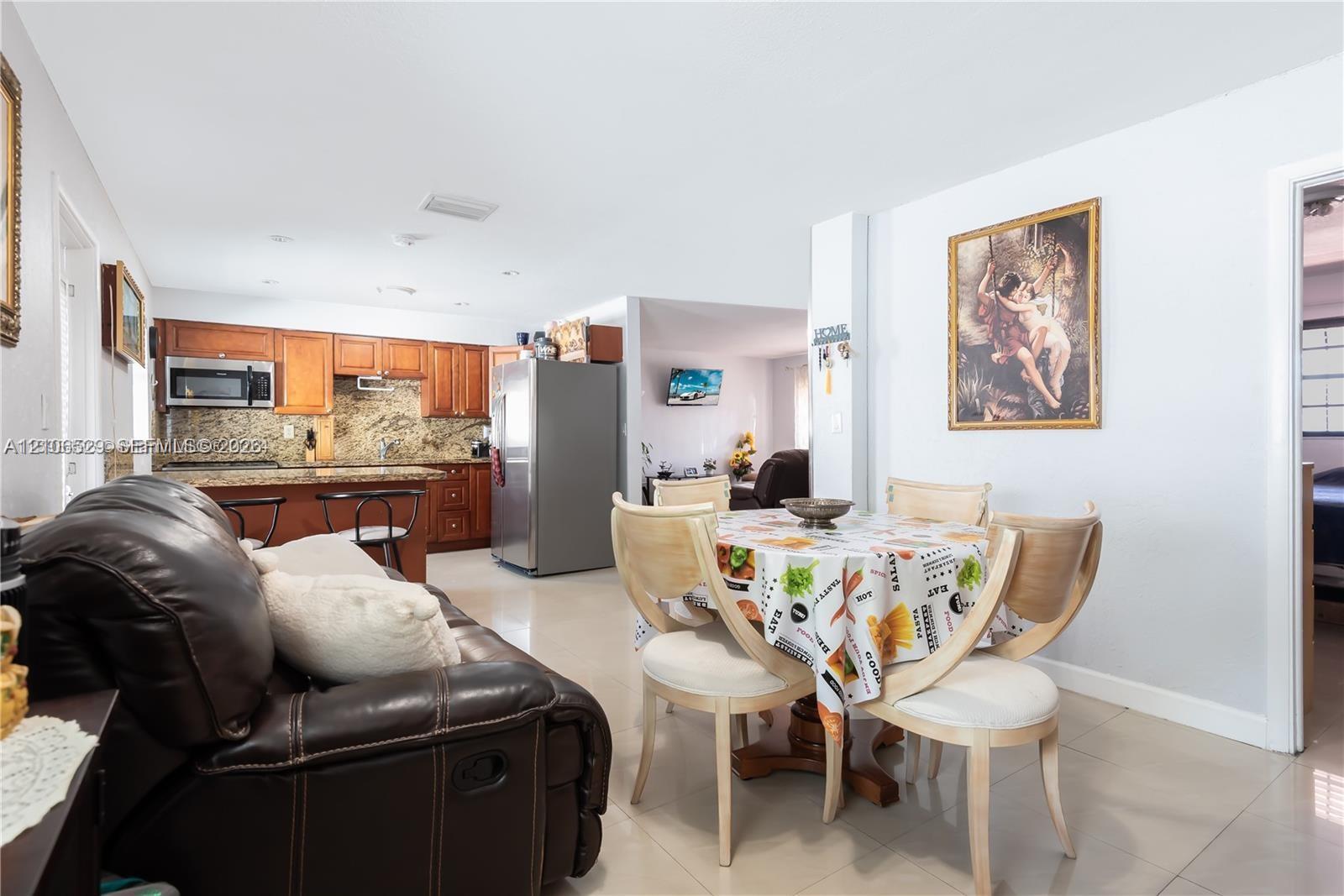   /  2079 sq. ft. $ 2026-10-14 0 foto