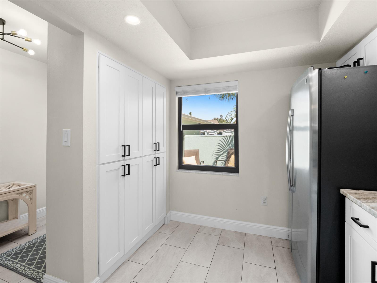 Ver detalles 159 2 / 2 1218 sq. ft. $ 2026-10-15 0 foto