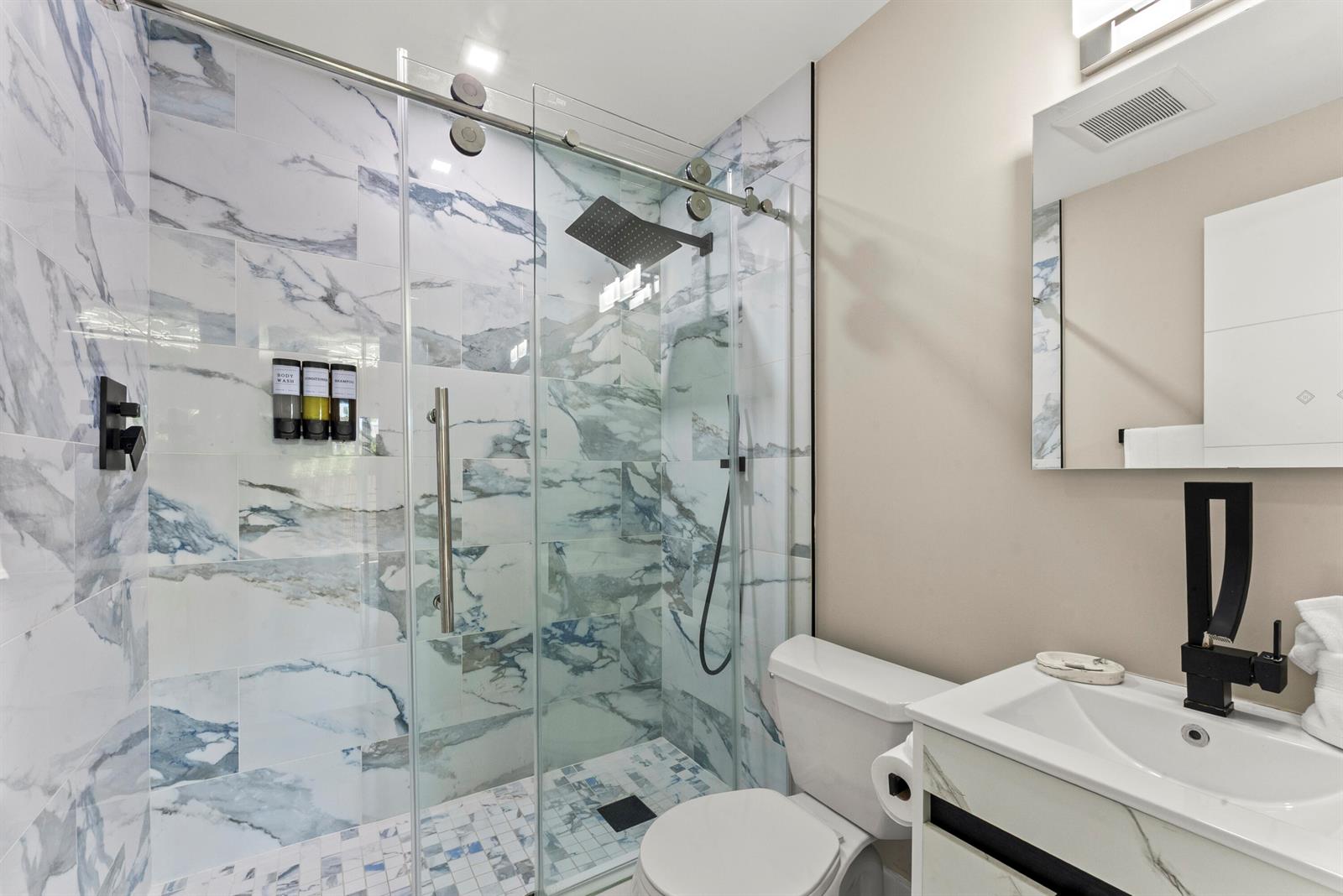  / 0 2131 sq. ft. $ 2026-10-15 0 Photo