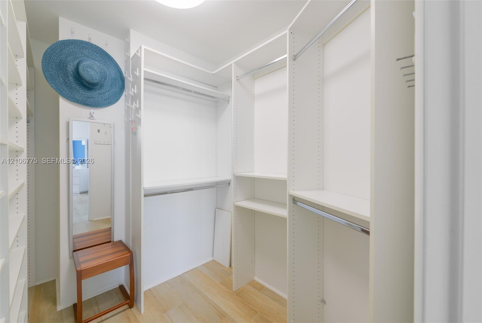 3005 2 / 2 1435 sq. ft. $ 2026-10-14 0 Photo