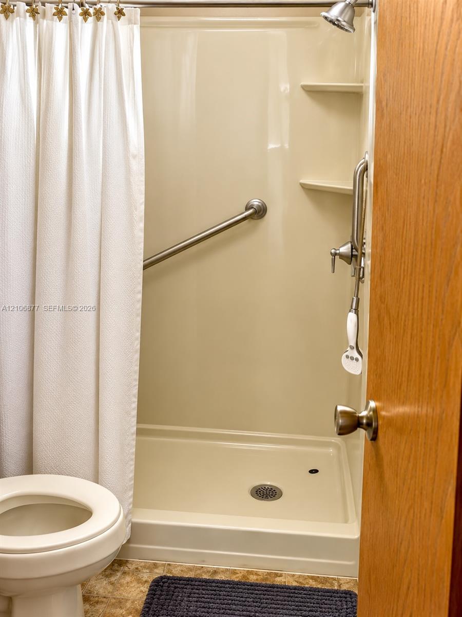  3 / 2 1782 sq. ft. $ 2026-10-14 0 foto