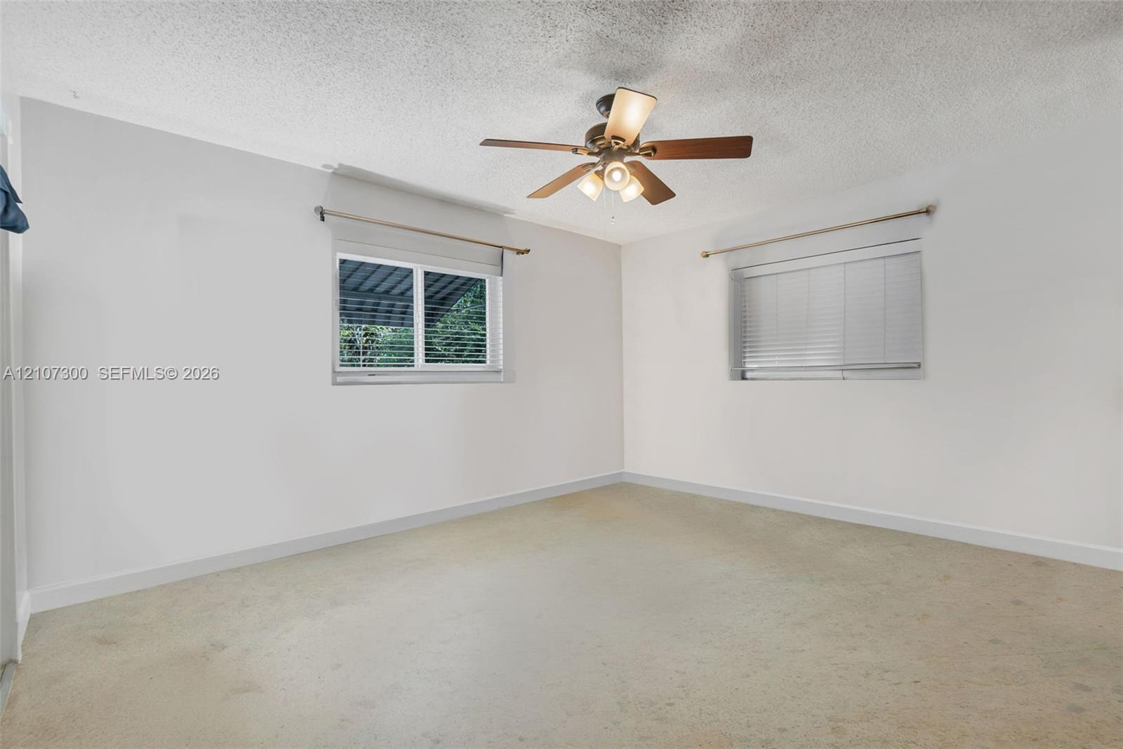   /  1828 sq. ft. $ 2026-10-15 0 foto