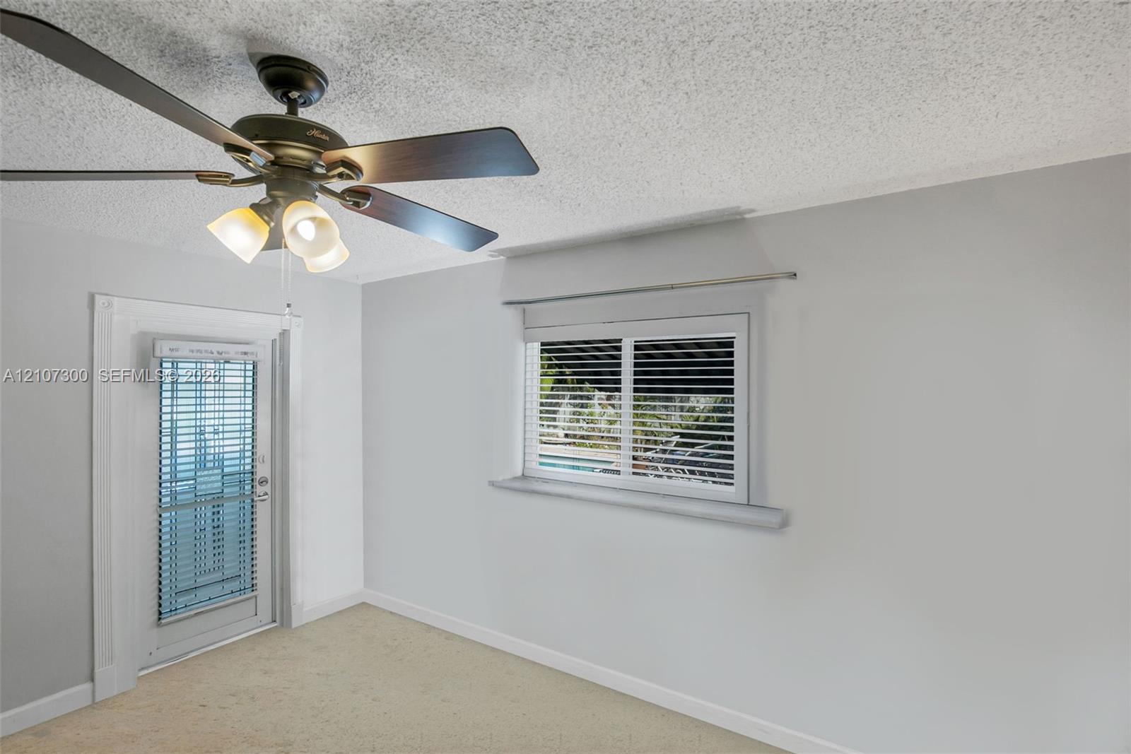   /  1828 sq. ft. $ 2026-10-15 0 foto