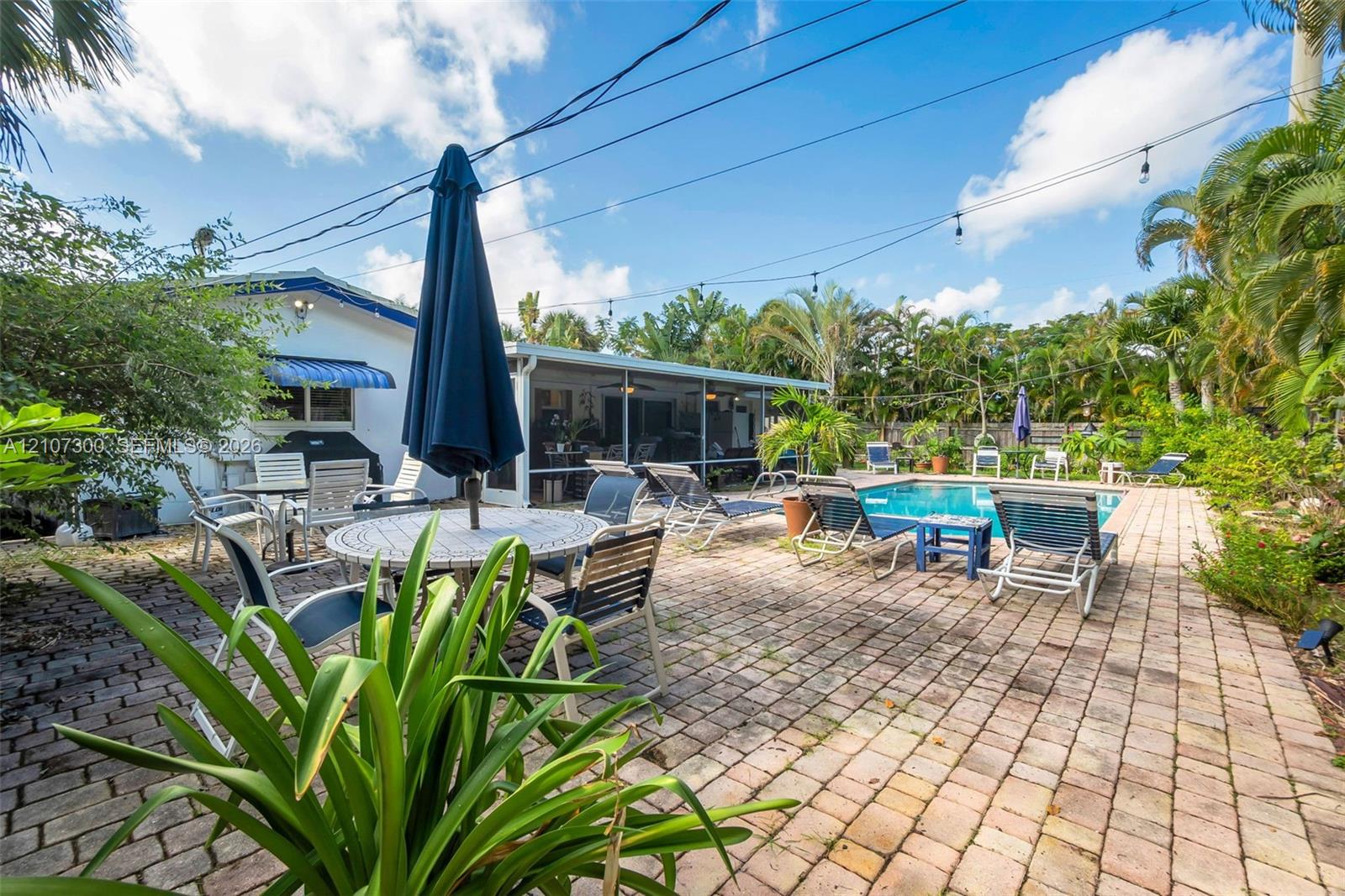   /  1828 sq. ft. $ 2026-10-15 0 foto