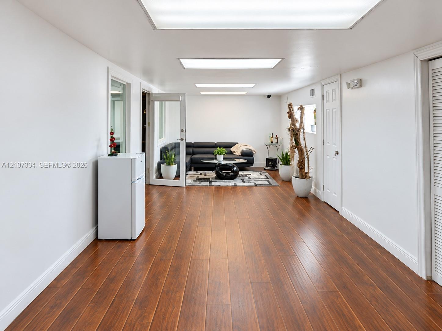See details / sq. ft. $ 2026-10-15 0 Photo