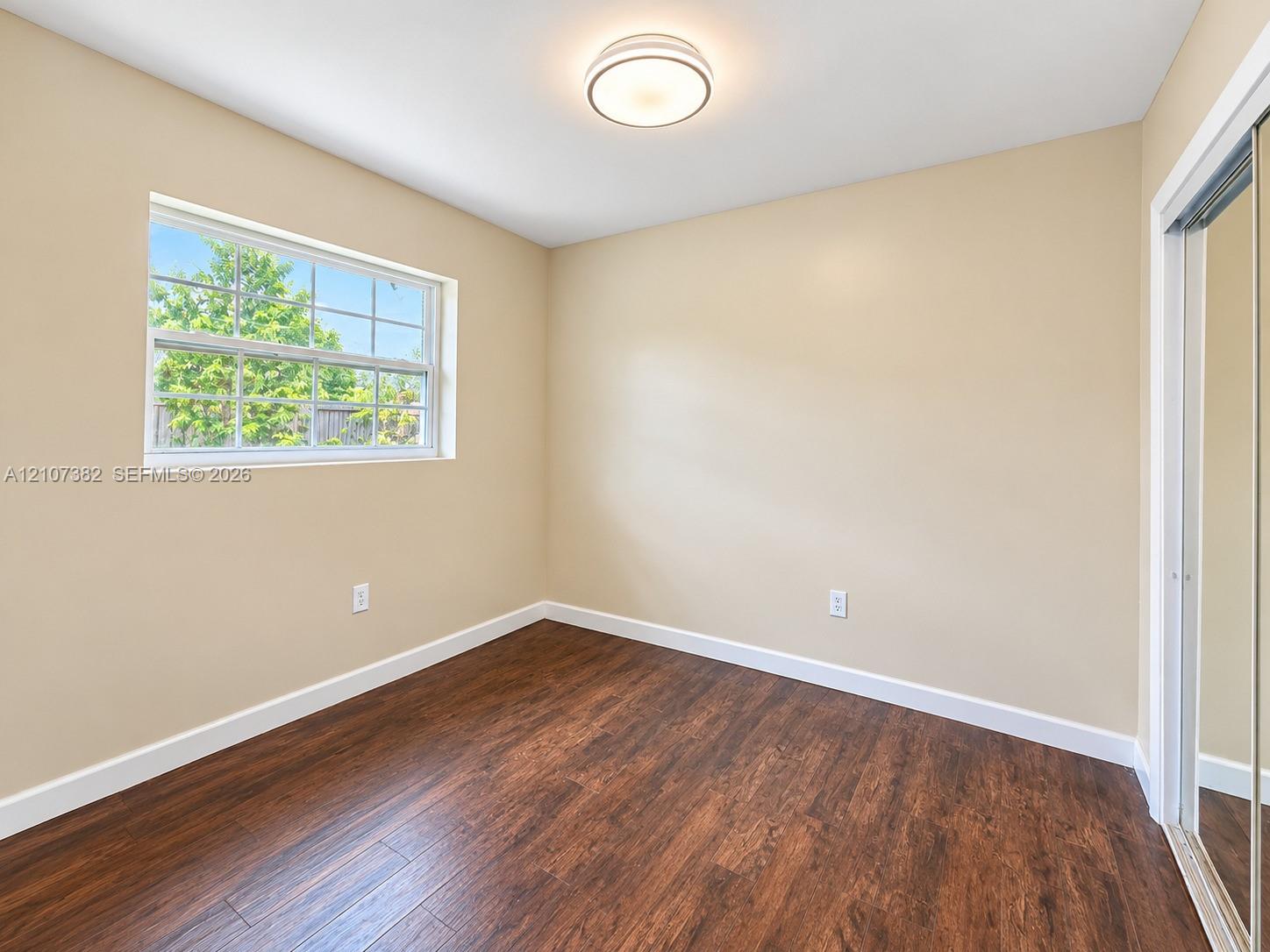 859 3 / 2 1210 sq. ft. $ 2026-10-15 0 Photo