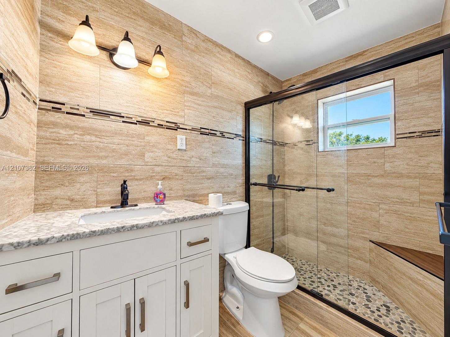 859 3 / 2 1210 sq. ft. $ 2026-10-15 0 Photo