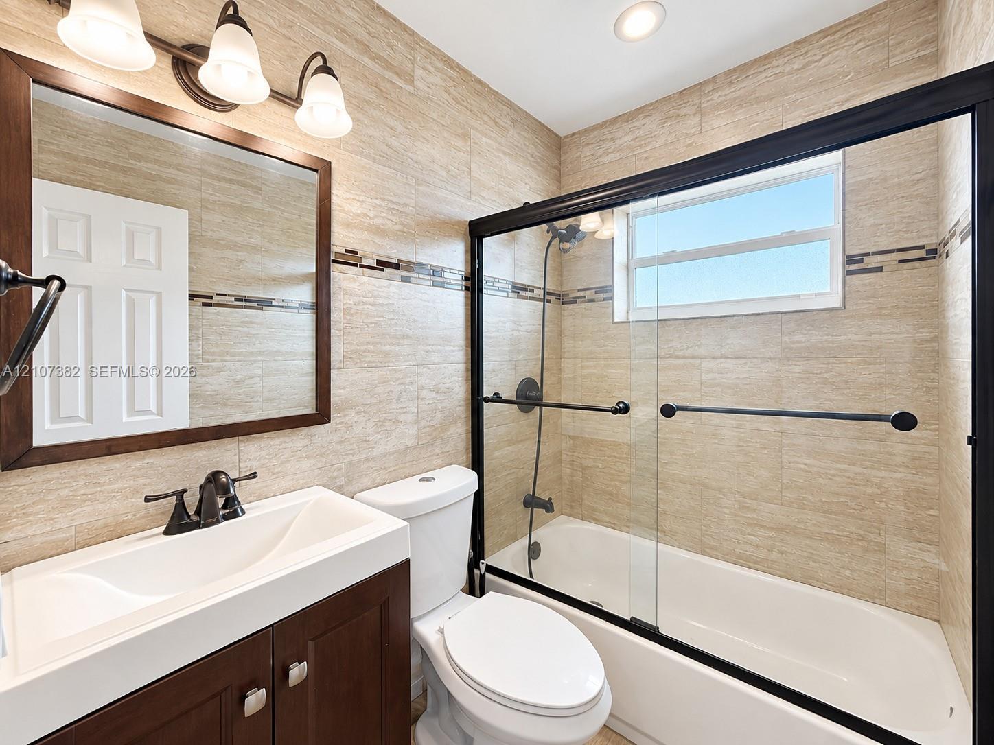 859 3 / 2 1210 sq. ft. $ 2026-10-15 0 Photo