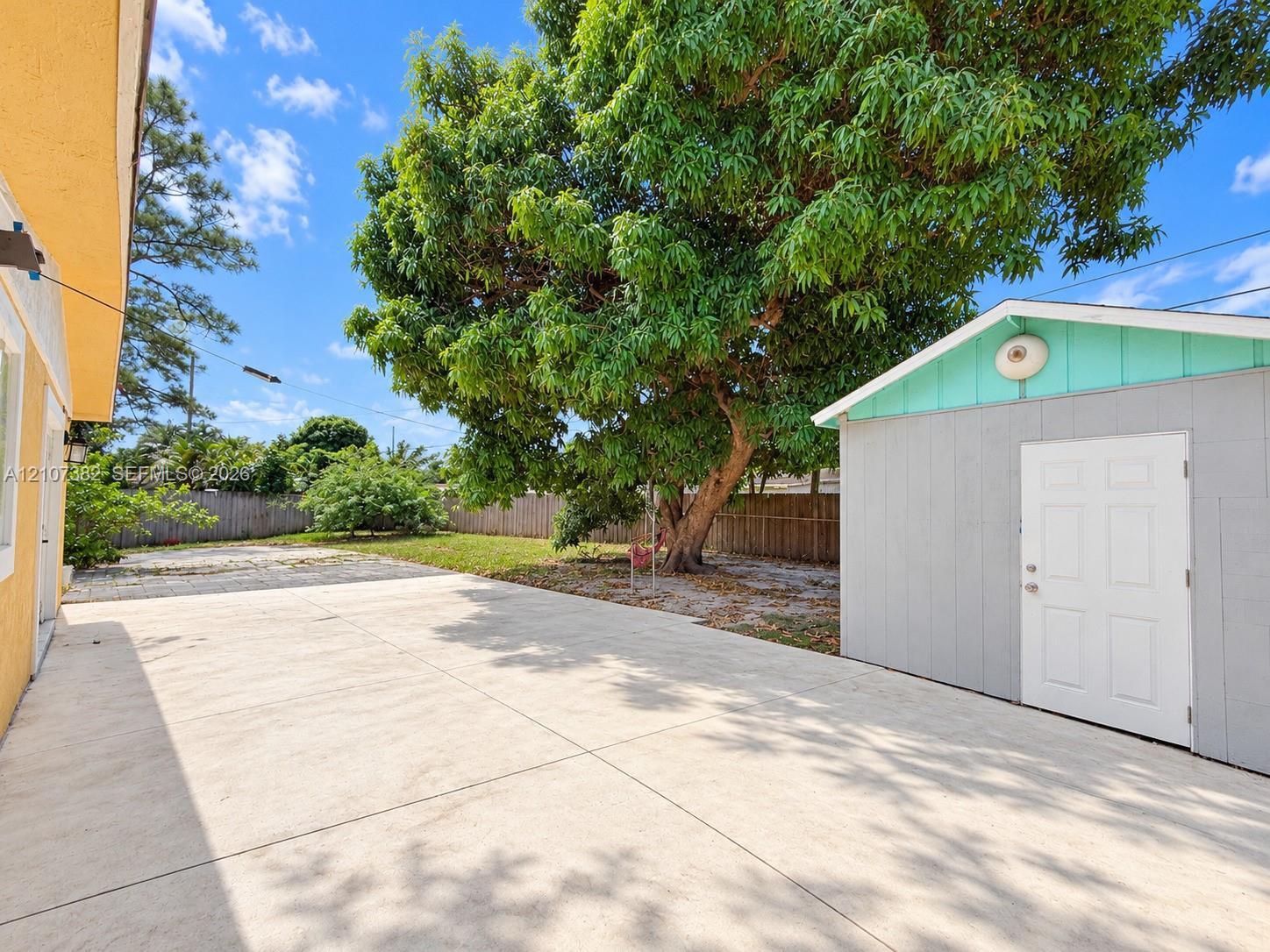 859 3 / 2 1210 sq. ft. $ 2026-10-15 0 Photo