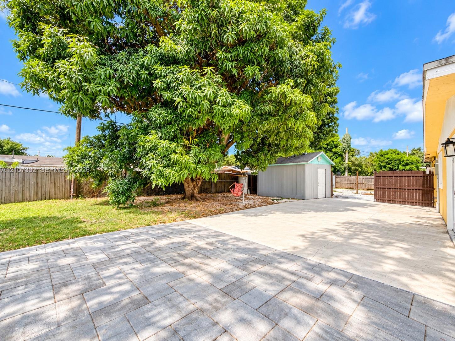 859 3 / 2 1210 sq. ft. $ 2026-10-15 0 Photo