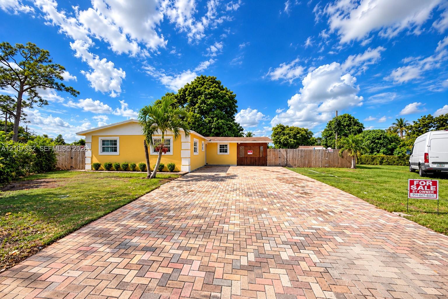 859 3 / 2 1210 sq. ft. $ 2026-10-15 0 Photo