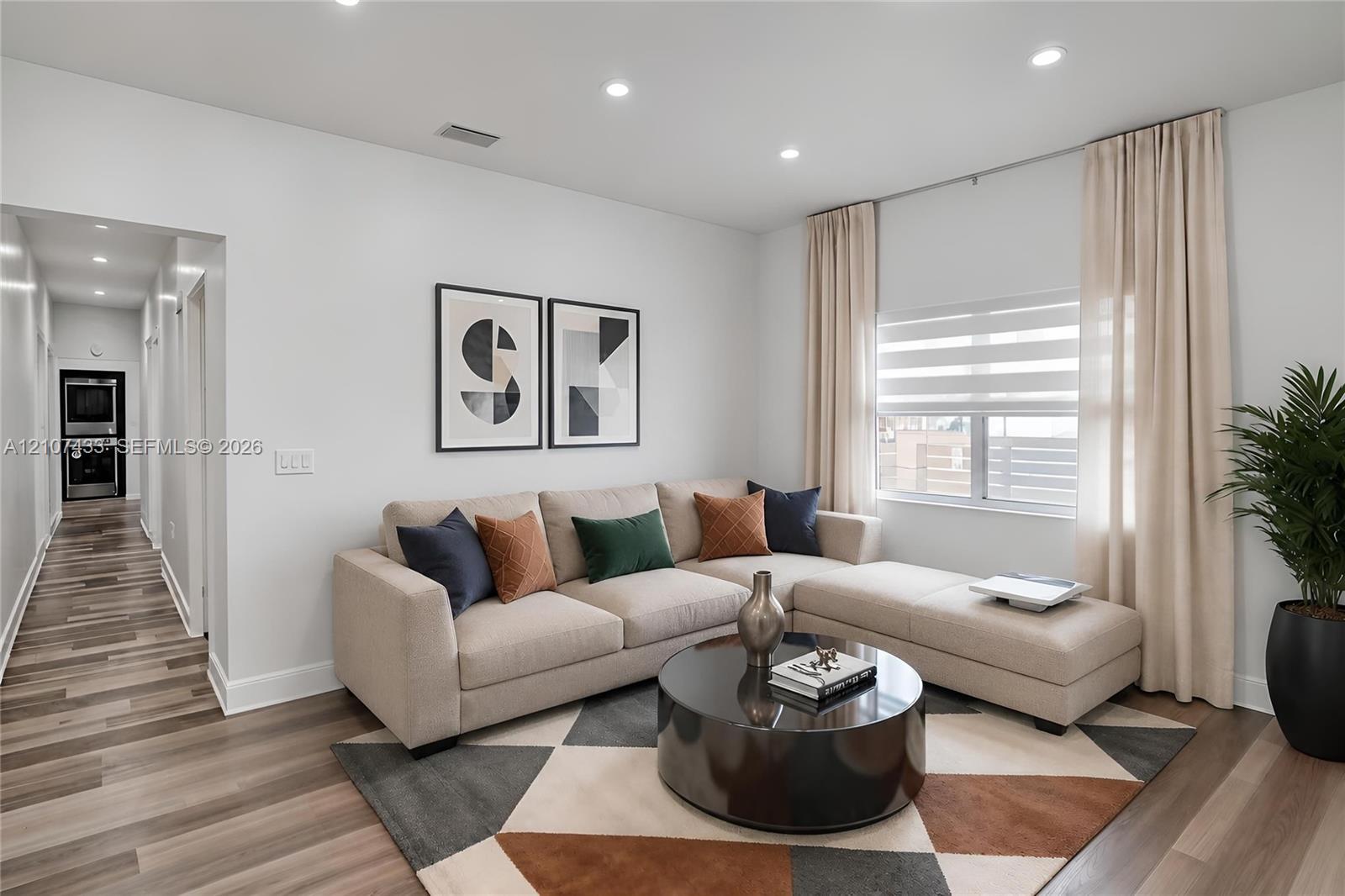 Ver detalles / 1544 sq. ft. $ 2026-10-15 0 foto