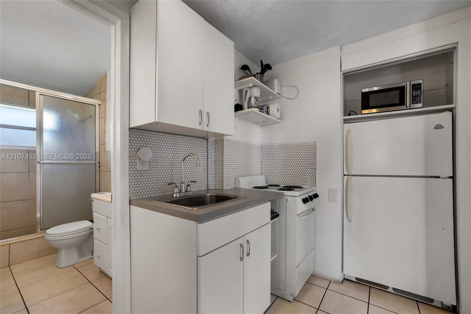 See details / 3299 sq. ft. $ 2026-10-15 0 Photo