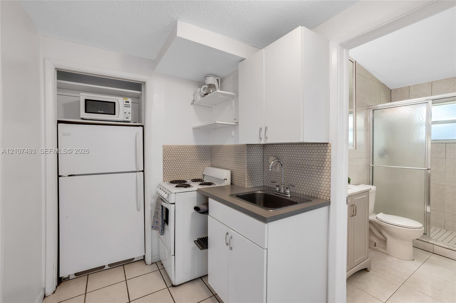 See details / 3299 sq. ft. $ 2026-10-15 0 Photo