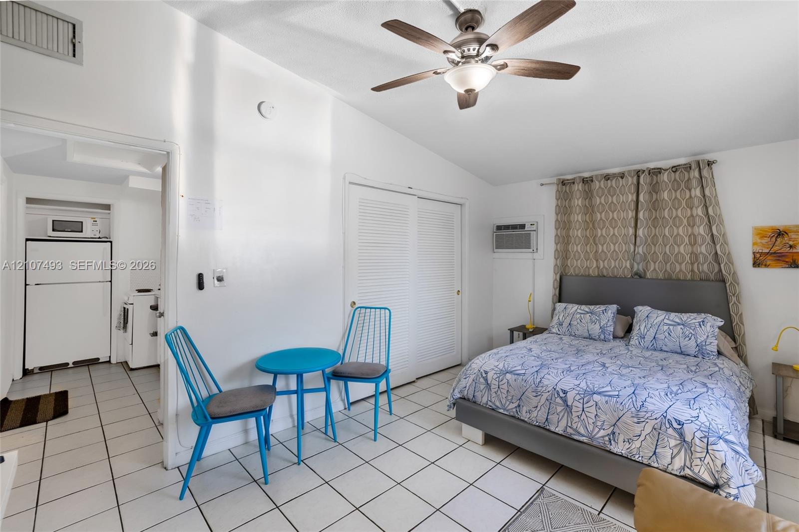 See details / 3299 sq. ft. $ 2026-10-15 0 Photo