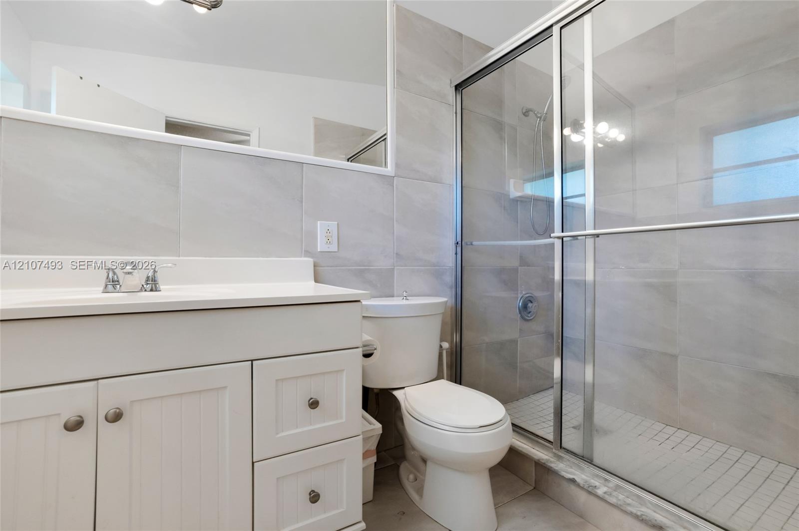 See details / 3299 sq. ft. $ 2026-10-15 0 Photo