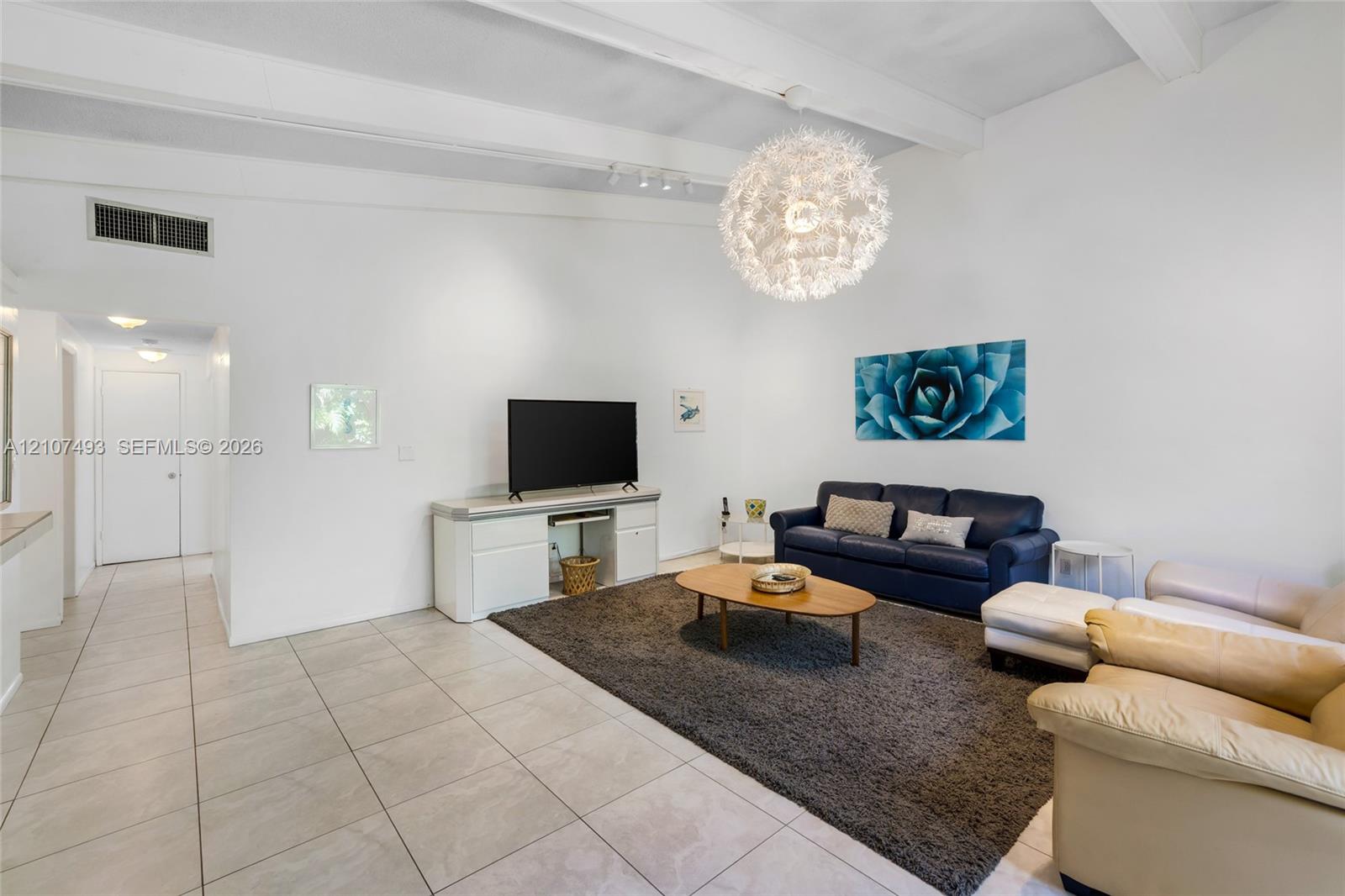 See details / 3299 sq. ft. $ 2026-10-15 0 Photo