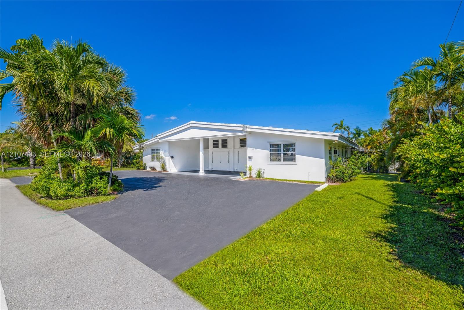 See details / 3299 sq. ft. $ 2026-10-15 0 Photo