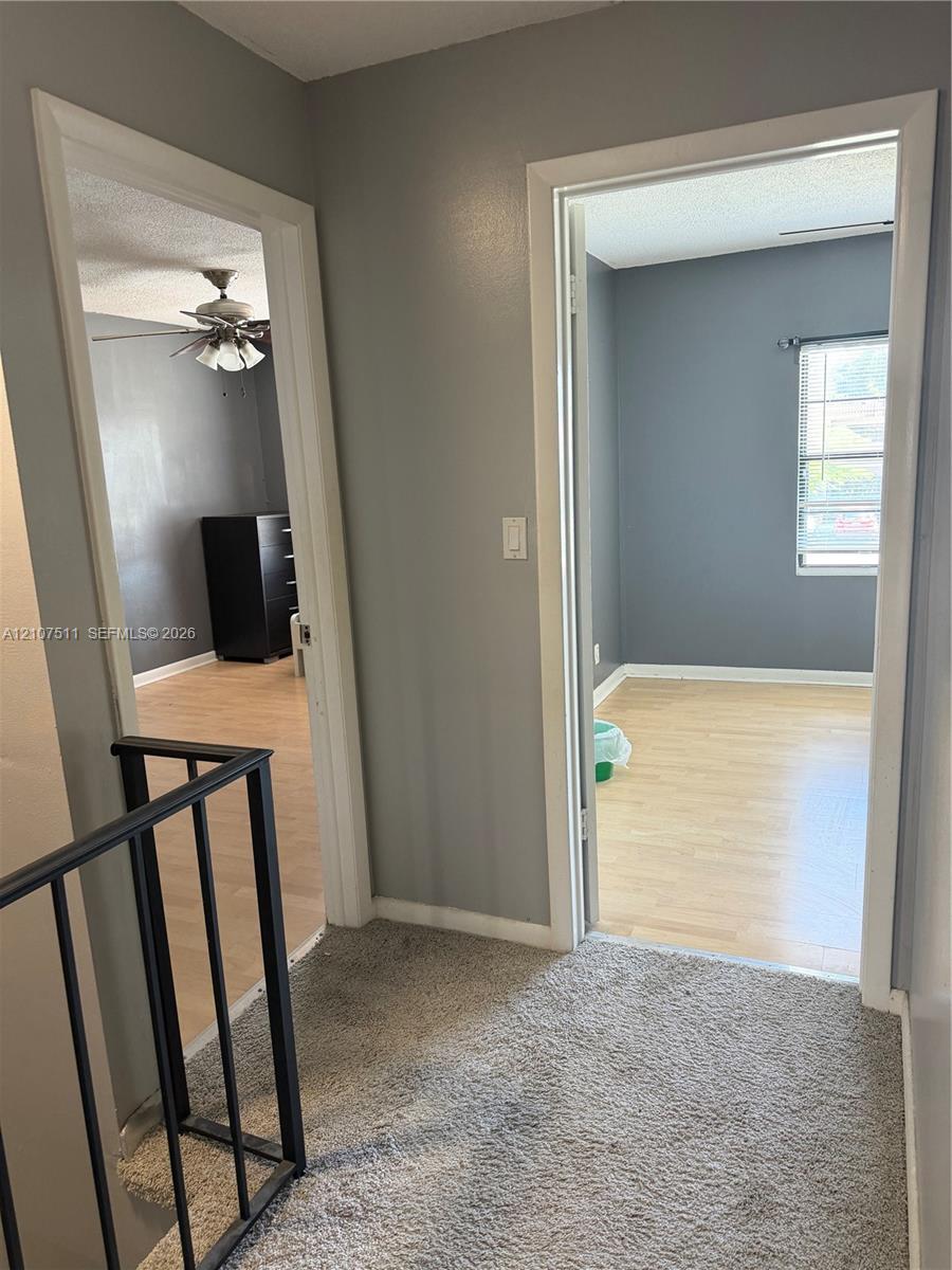 Ver detalles 5-4 3 / 3 1590 sq. ft. $ 2026-10-15 0 foto