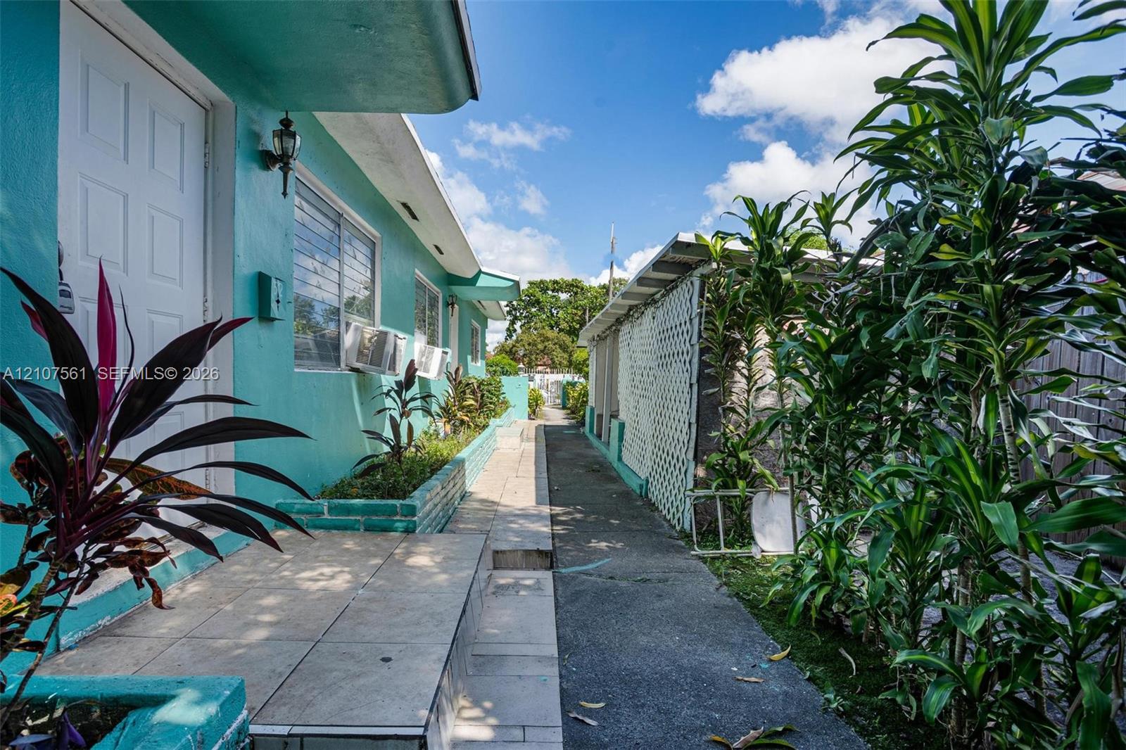 Ver detalles / 1512 sq. ft. $ 2026-10-15 0 foto