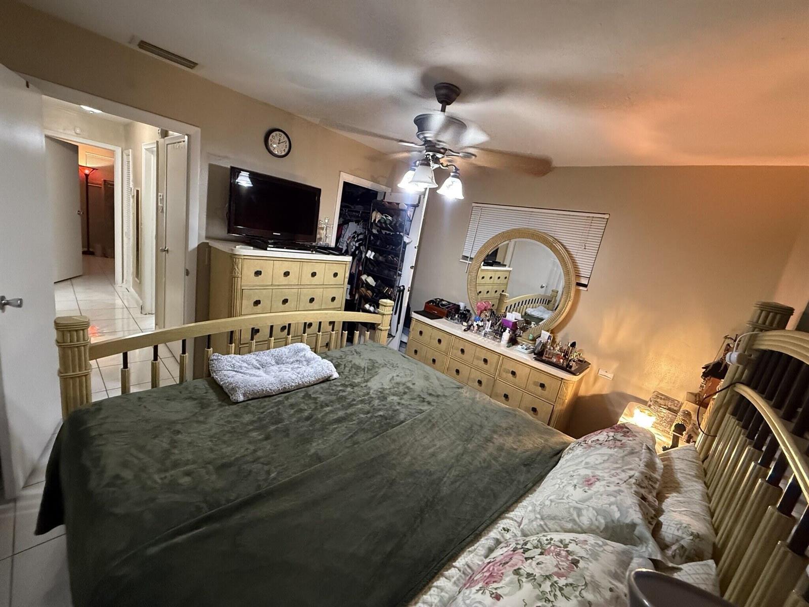 2287 2 / 1 1058 sq. ft. $ 2026-10-16 0 foto