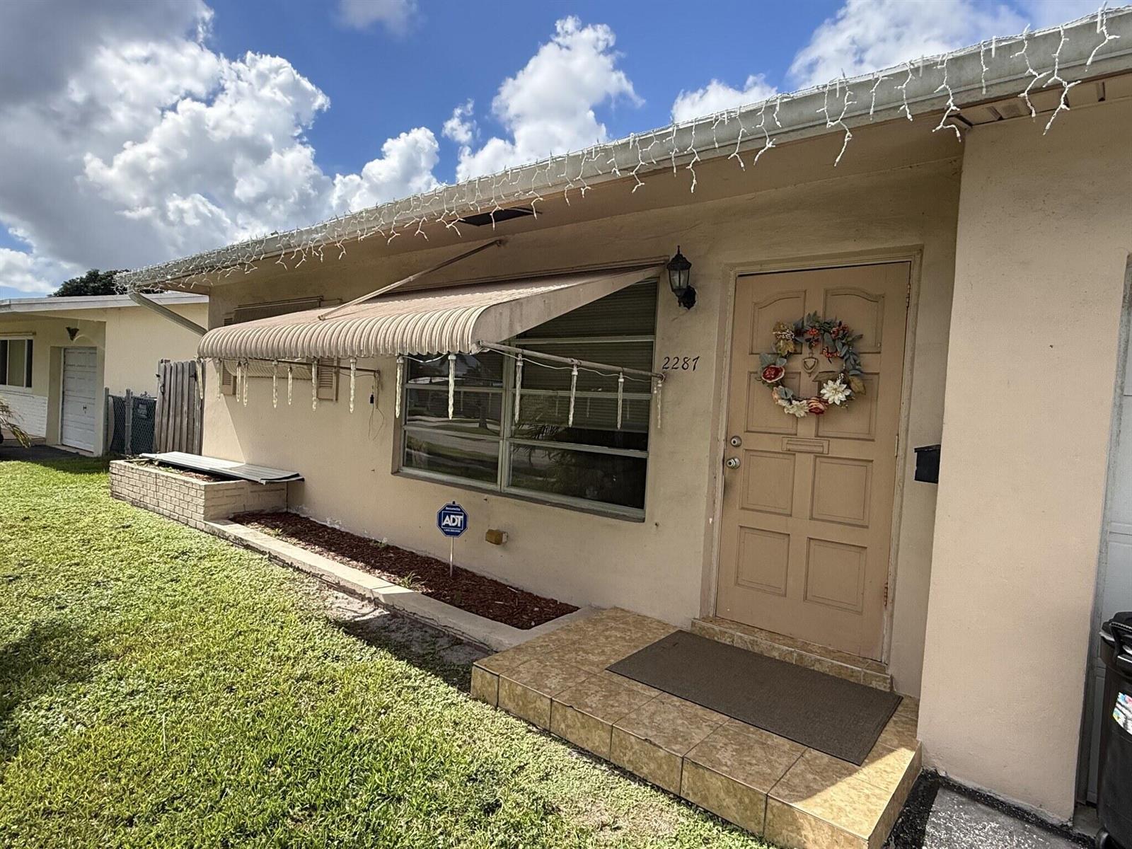 2287 2 / 1 1058 sq. ft. $ 2026-10-16 0 foto
