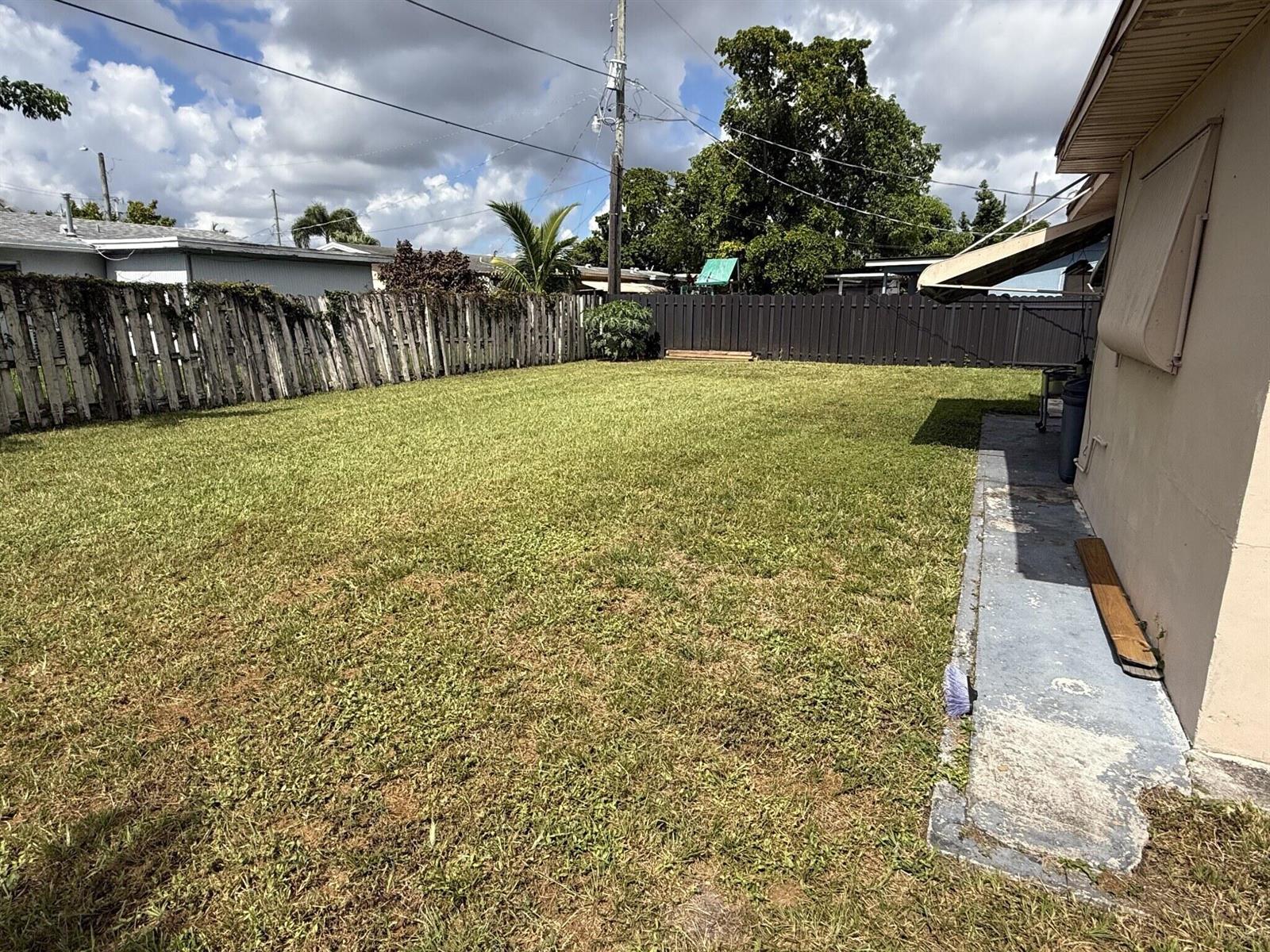 2287 2 / 1 1058 sq. ft. $ 2026-10-16 0 foto