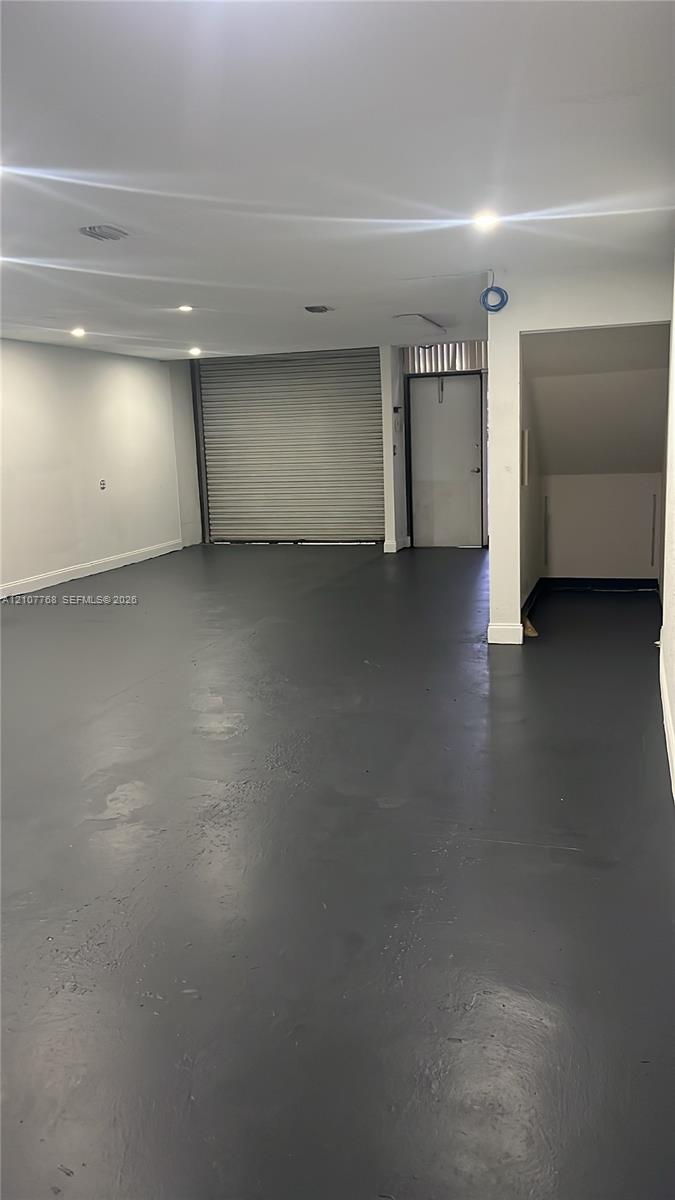 See details 20-1 / sq. ft. $ 2026-10-16 0 Photo