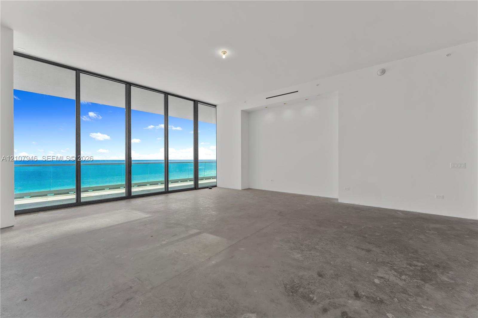 See details 1501 4 / 6 3252 sq. ft. $ 2026-10-16 0 Photo