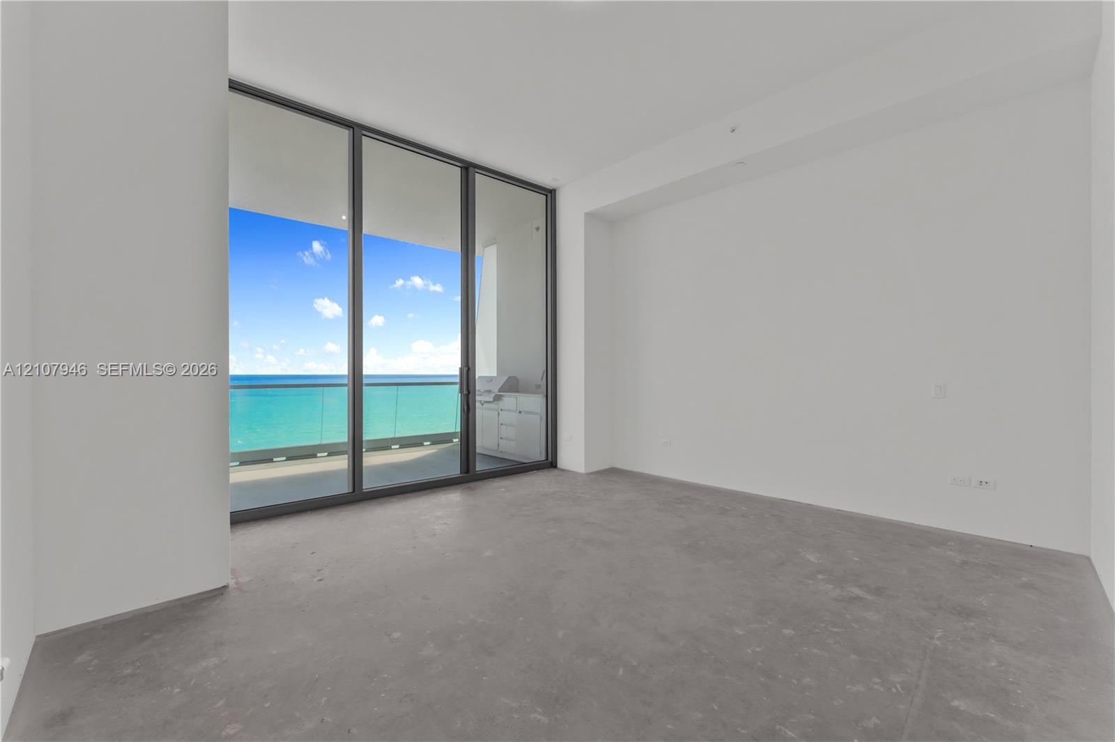 See details 1501 4 / 6 3252 sq. ft. $ 2026-10-16 0 Photo