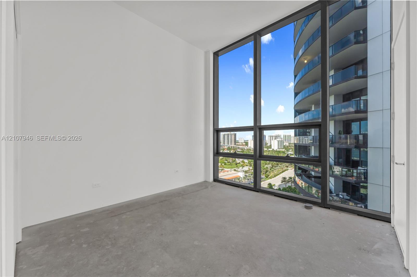 See details 1501 4 / 6 3252 sq. ft. $ 2026-10-16 0 Photo