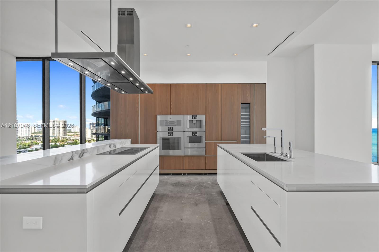 See details 1501 4 / 6 3252 sq. ft. $ 2026-10-16 0 Photo