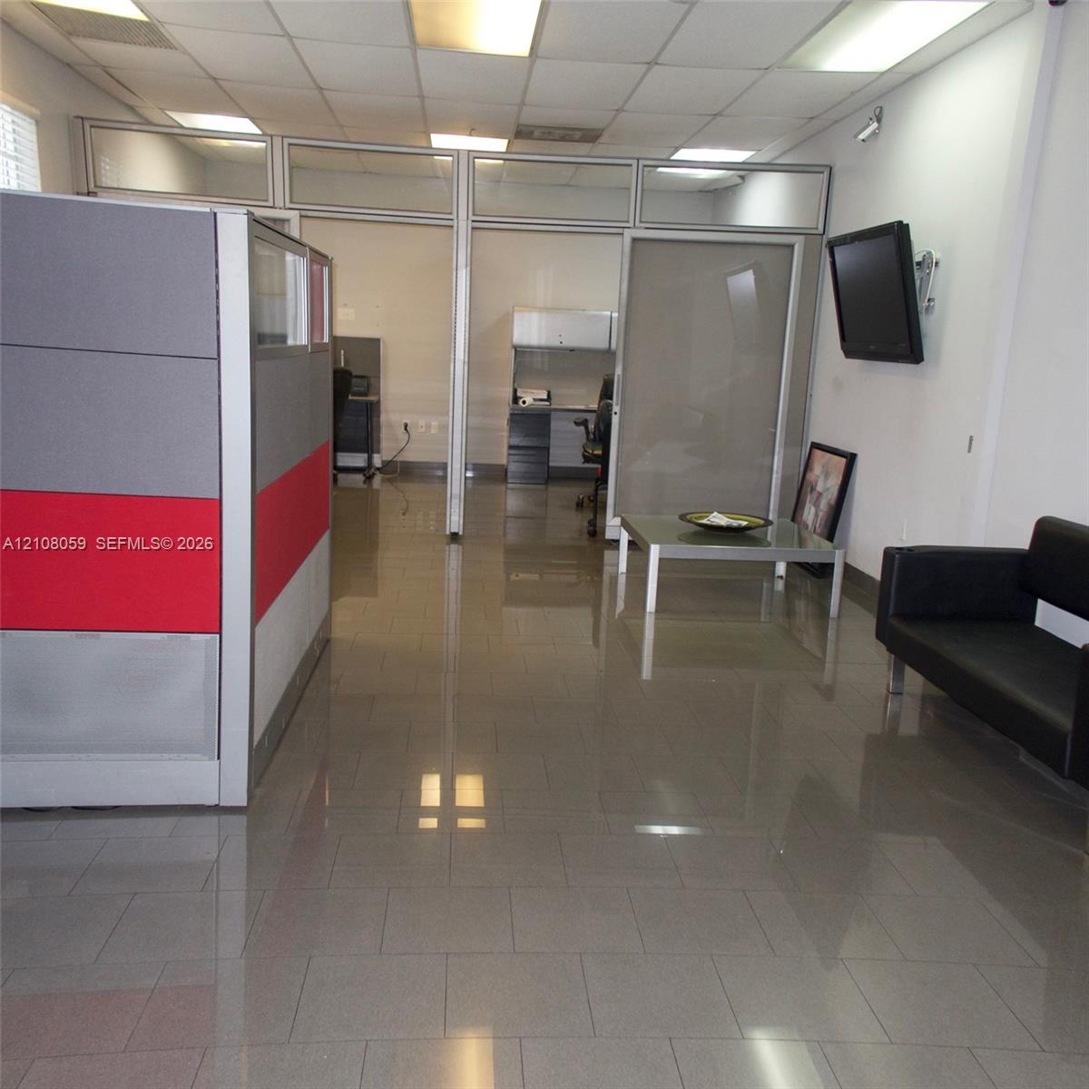 Ver detalles 1,2,3 / sq. ft. $ 2026-10-16 0 foto