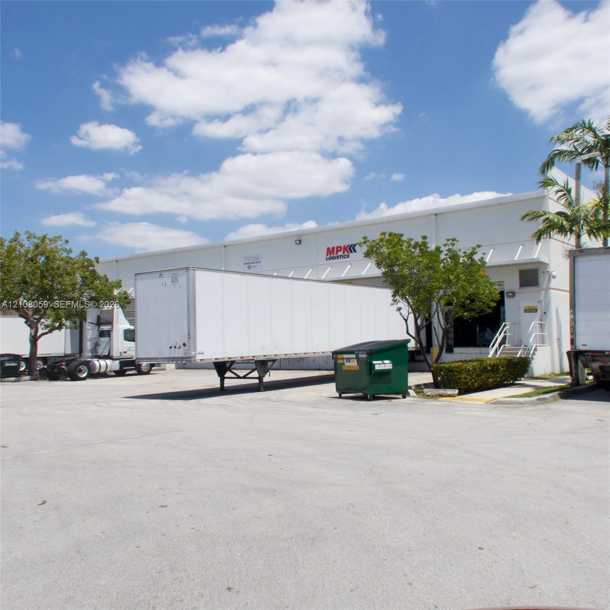 Ver detalles 1,2,3 / sq. ft. $ 2026-10-16 0 foto