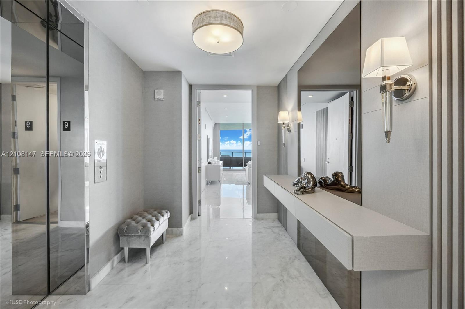 902 3 / 4 2137 sq. ft. $ 2026-10-16 0 foto