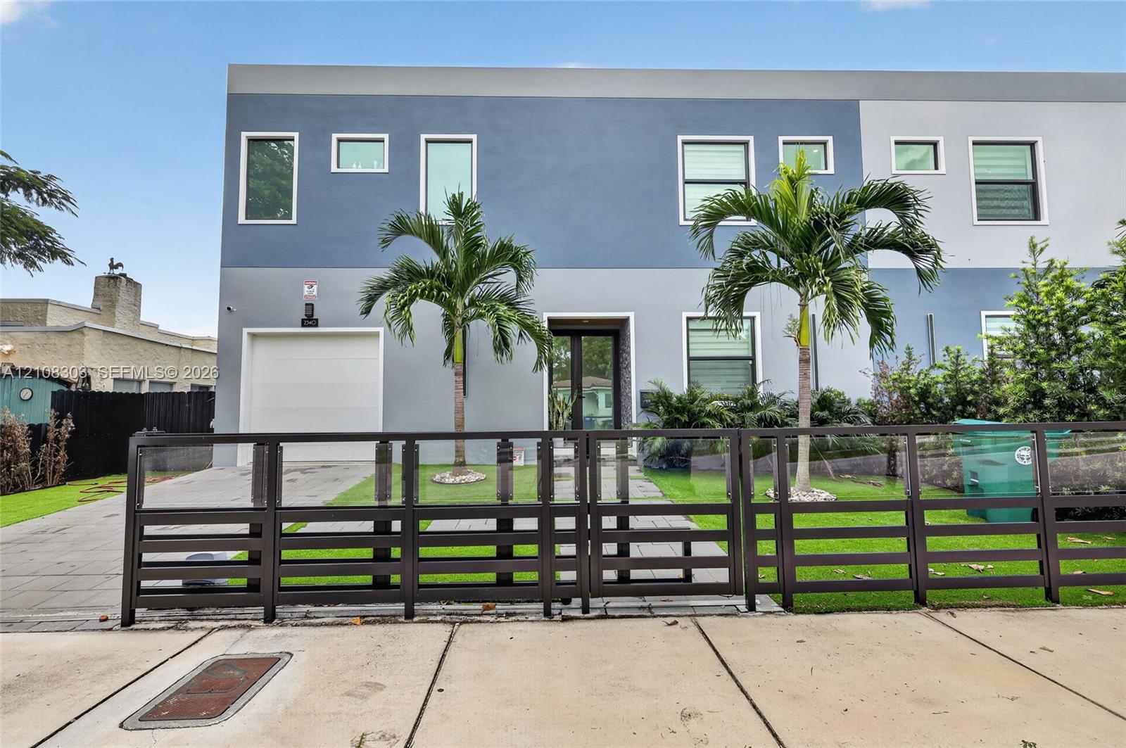  5 / 6 2540 sq. ft. $ 2026-10-19 0 foto