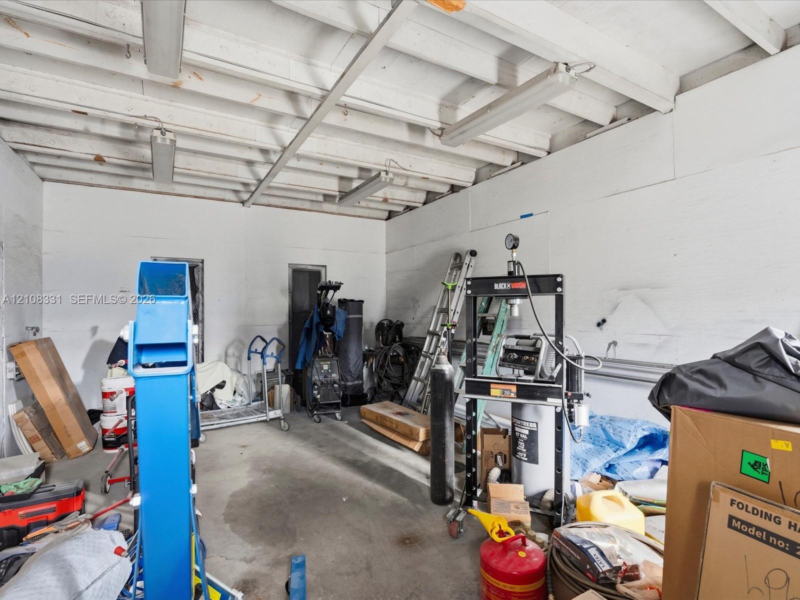   /   sq. ft. $ 2026-10-17 0 Photo