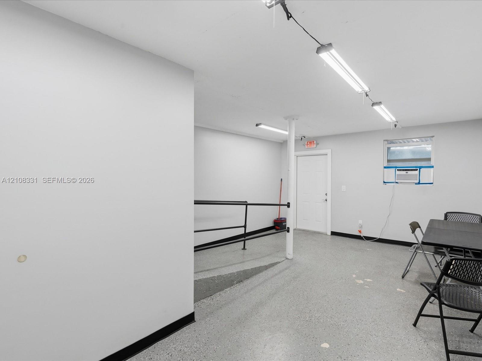   /   sq. ft. $ 2026-10-17 0 Photo