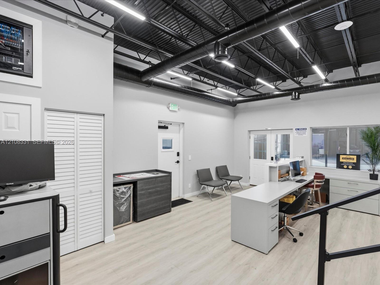   /   sq. ft. $ 2026-10-17 0 Photo