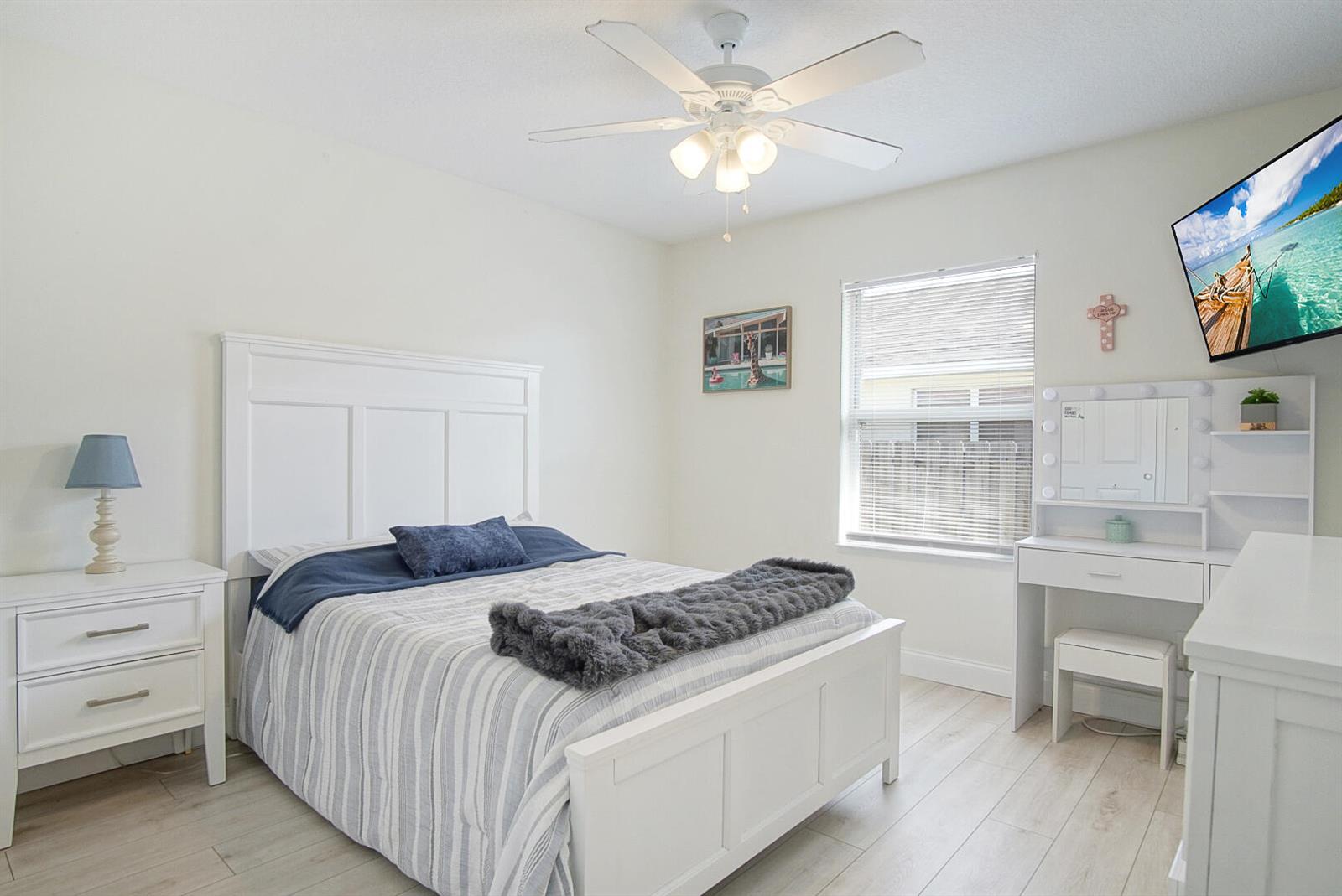 Ver detalles 719 4 / 3 2065 sq. ft. $ 2026-10-21 0 foto