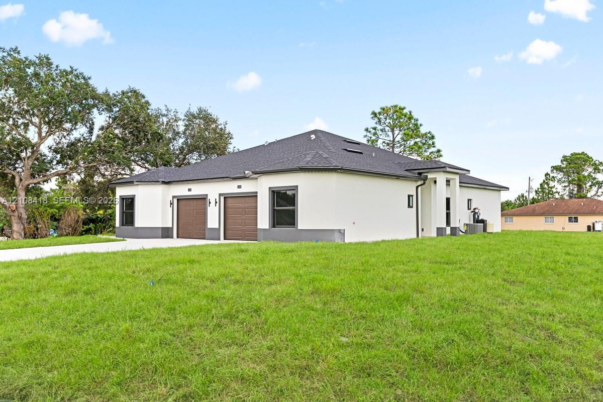 See details / 1200 sq. ft. $ 2026-10-17 0 Photo