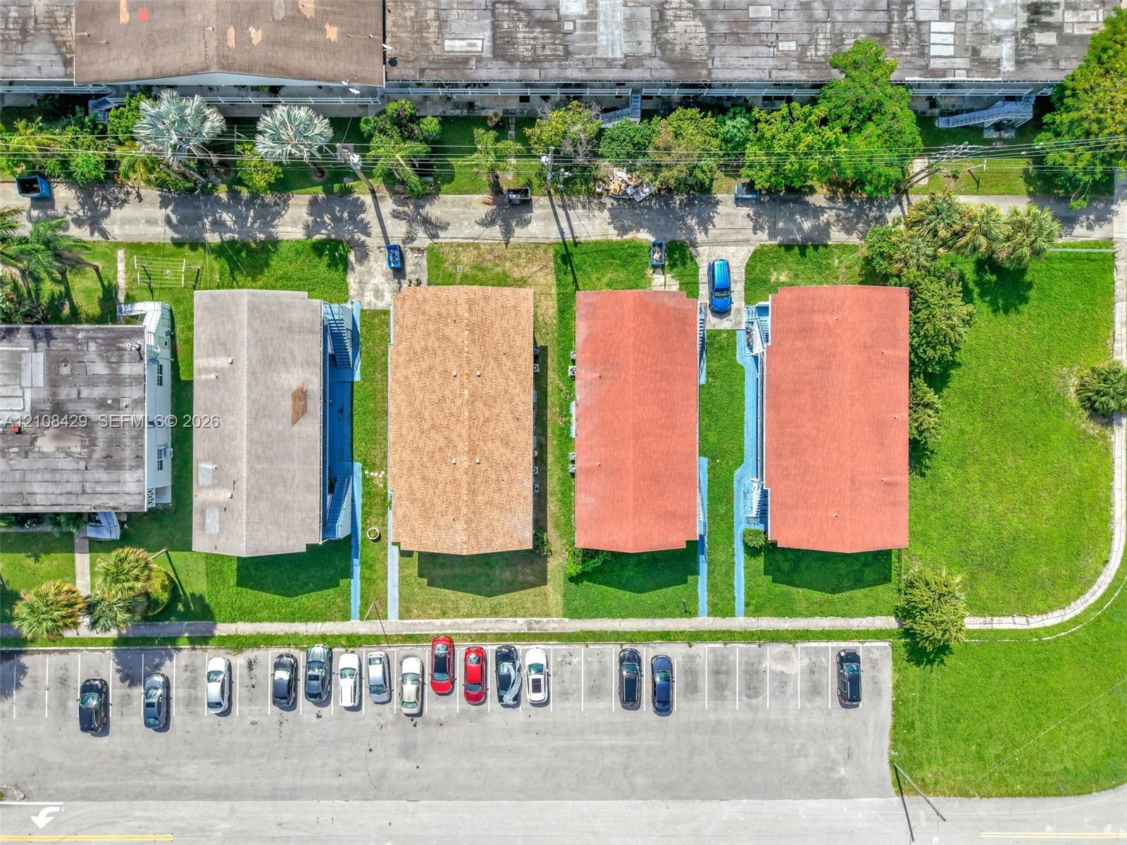   /  4064 sq. ft. $ 2026-10-17 0 foto
