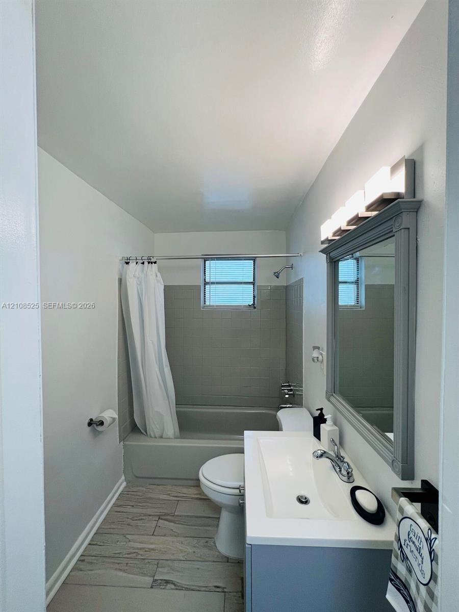   /  1400 sq. ft. $ 2026-10-18 0 foto